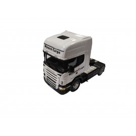 TRACTEUR CARARAMA SCANIA BLANC 1/50° 
