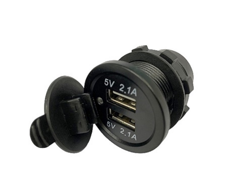 Double prise USB-A&#160; 2 X 2,1A&#160; 12V / 24V encastable sur tableau de Bord